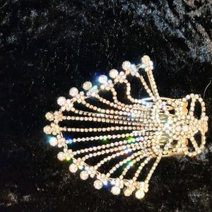Austrian crystal hair piece.